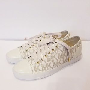 Micheal Kors sneakers